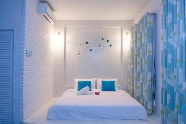 Laemsing Whitehouse Resort Laem Sing Ngoại thất bức ảnh