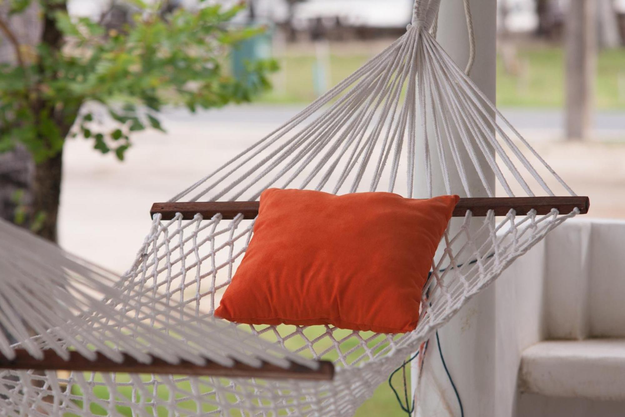 Laemsing Whitehouse Resort Laem Sing Ngoại thất bức ảnh