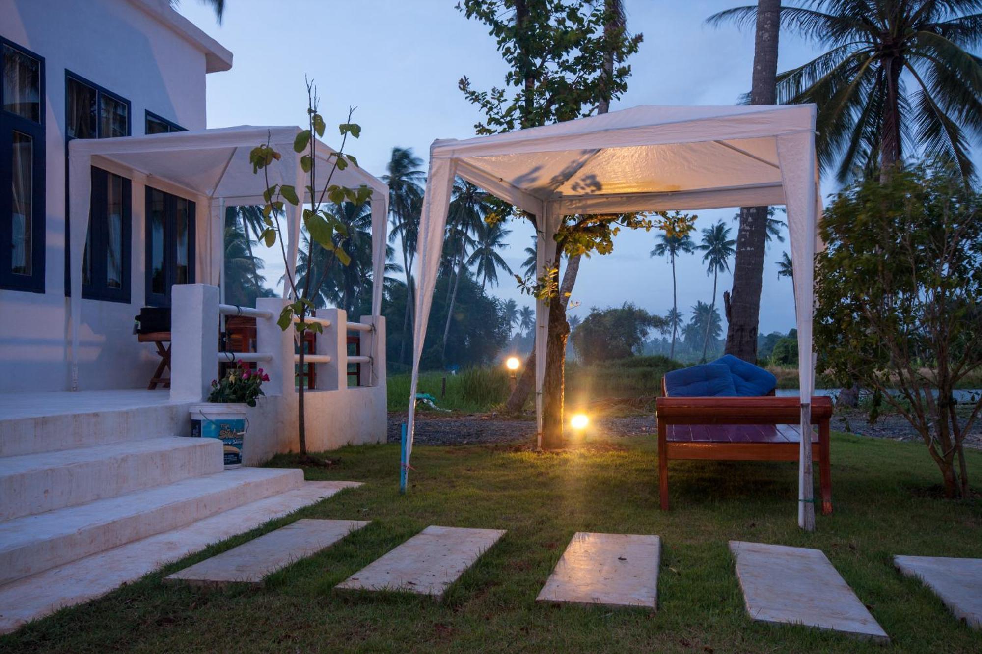 Laemsing Whitehouse Resort Laem Sing Ngoại thất bức ảnh